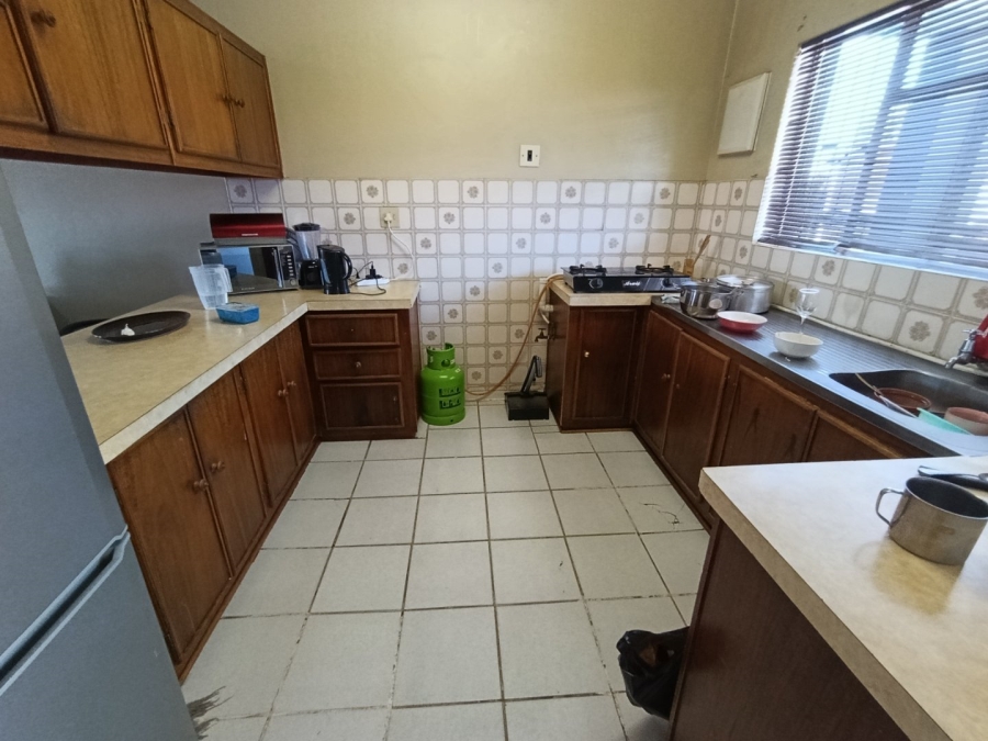 2 Bedroom Property for Sale in Langenhovenpark Free State